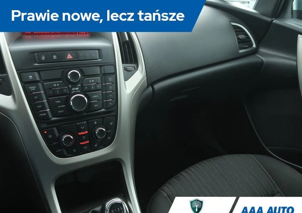 Opel Astra cena 27000 przebieg: 169248, rok produkcji 2012 z Świętochłowice małe 277